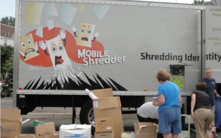 mobile shredder